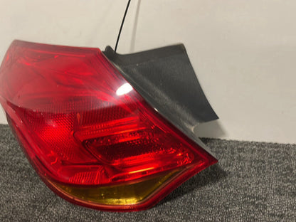 2010 Vauxhall Astra MK3 (D) (61VO) Genuine Rear Left Outer Passenger Tail Light