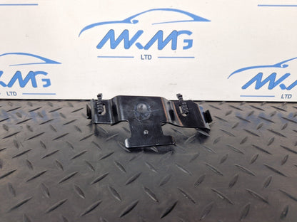 16-19 AUDI A4 B9 FRONT RIGHT B PILLAR SEAT BELT GUIDE GUIDE BRACKET 8W0867192