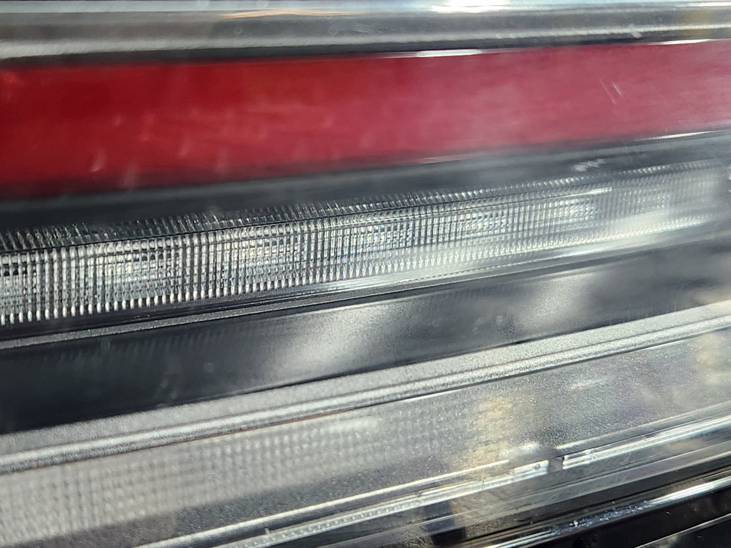 2019 - 2025 Range Rover Evoque L551 Rear Right O/S Tailgate Light R8D2-13A420-AD