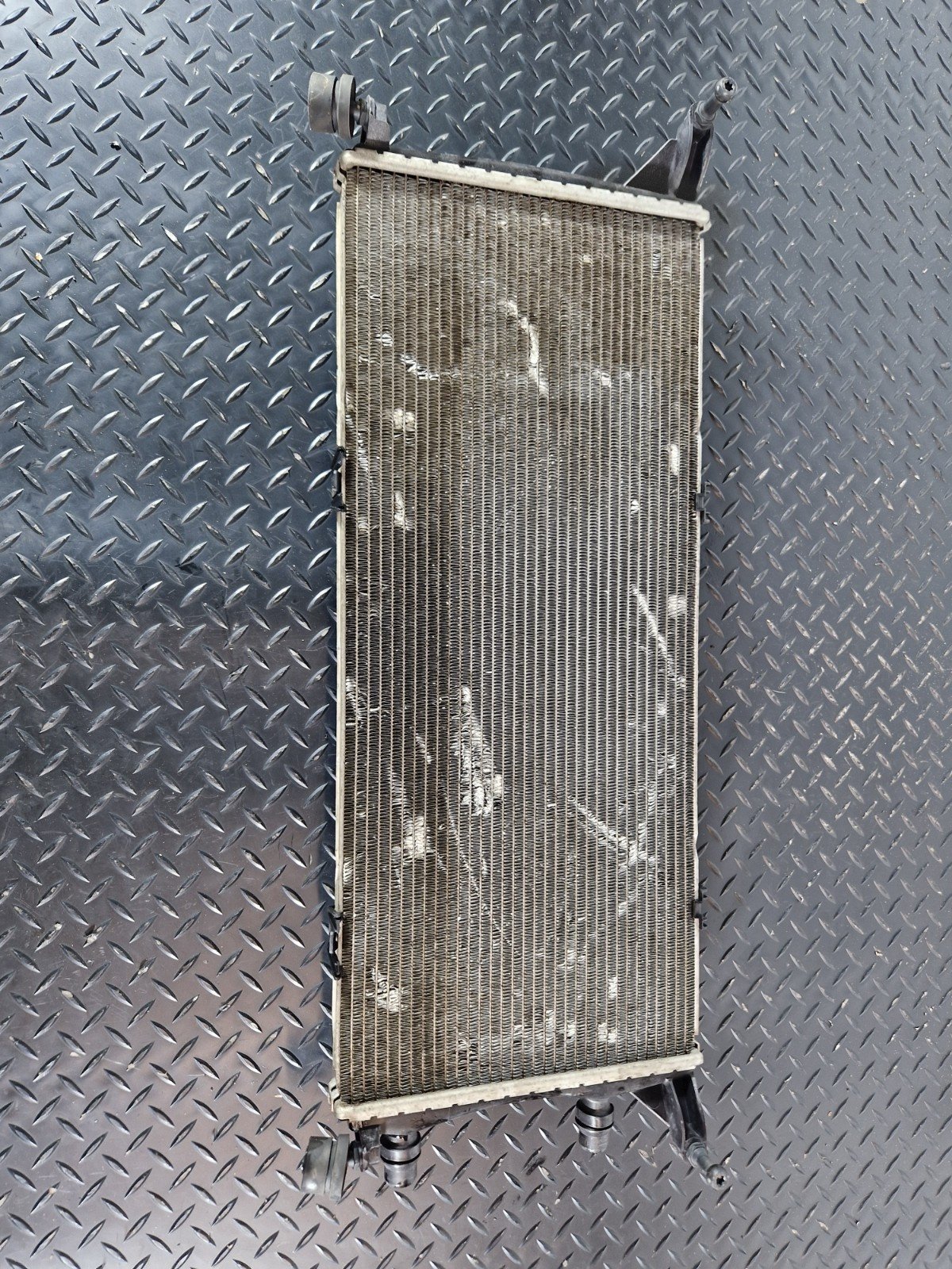 16-19 MERCEDES BENZ GLE W166 GENUINE RADIATOR A0995001403
