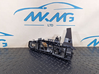 18-ON MERCEDES A CLASS W177 OEM FRONT RIGHT O/S DOOR HANDLE BASE MOUNT BRACKET