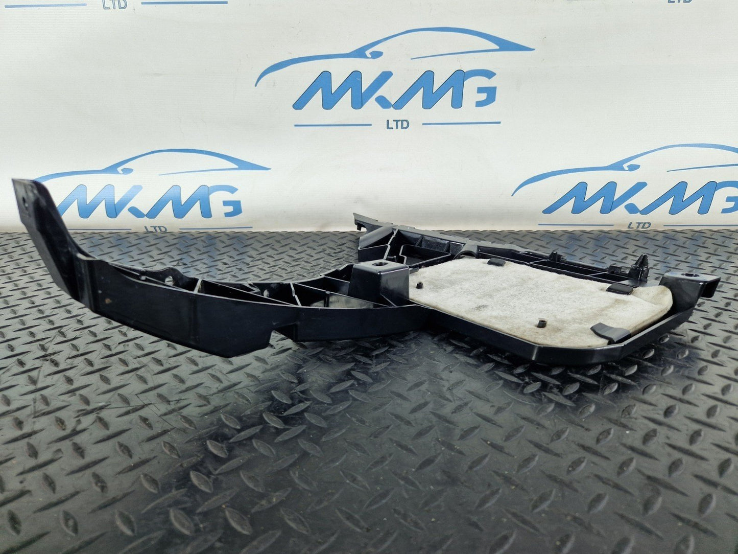 11-19 MERCEDES BENZ ML W166 OEM REAR RIGHT BUMPER SUPPORT BRACKET A1668851221