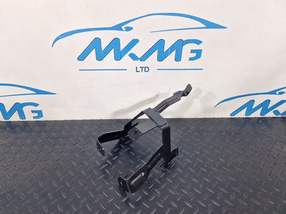 16-19 AUDI A4 AVANT B9 S-LINE EXPANSION TANK BRACKET RHD 8W2121232G