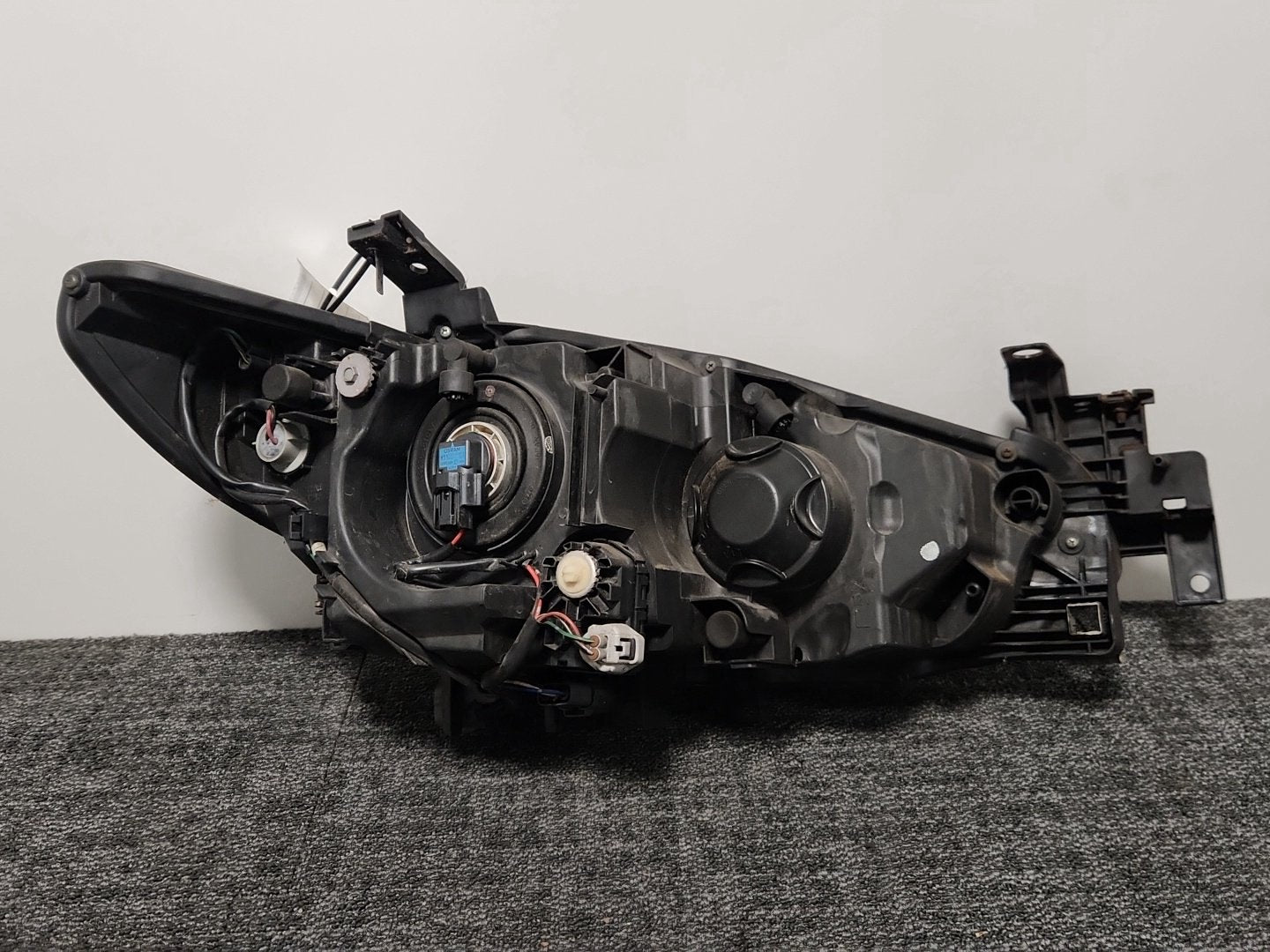 Mazda 6 MK3 (GJ) Saloon Genuine Front Left N/S Passenger Headlight GHR4-51040