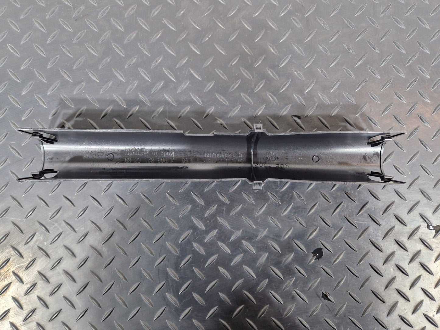 18-ON MERCEDES BENZ SPRINTER W907 W910 REAR CAB WIRING LOOM COVER A9068210389