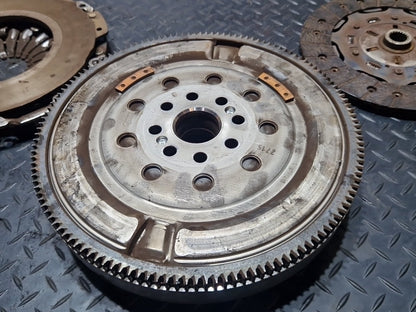 Vauxhall Mokka MK1 (G1U0) SUV 1.6 Diesel B16DTH Flywheel Clutch Kit 555744506