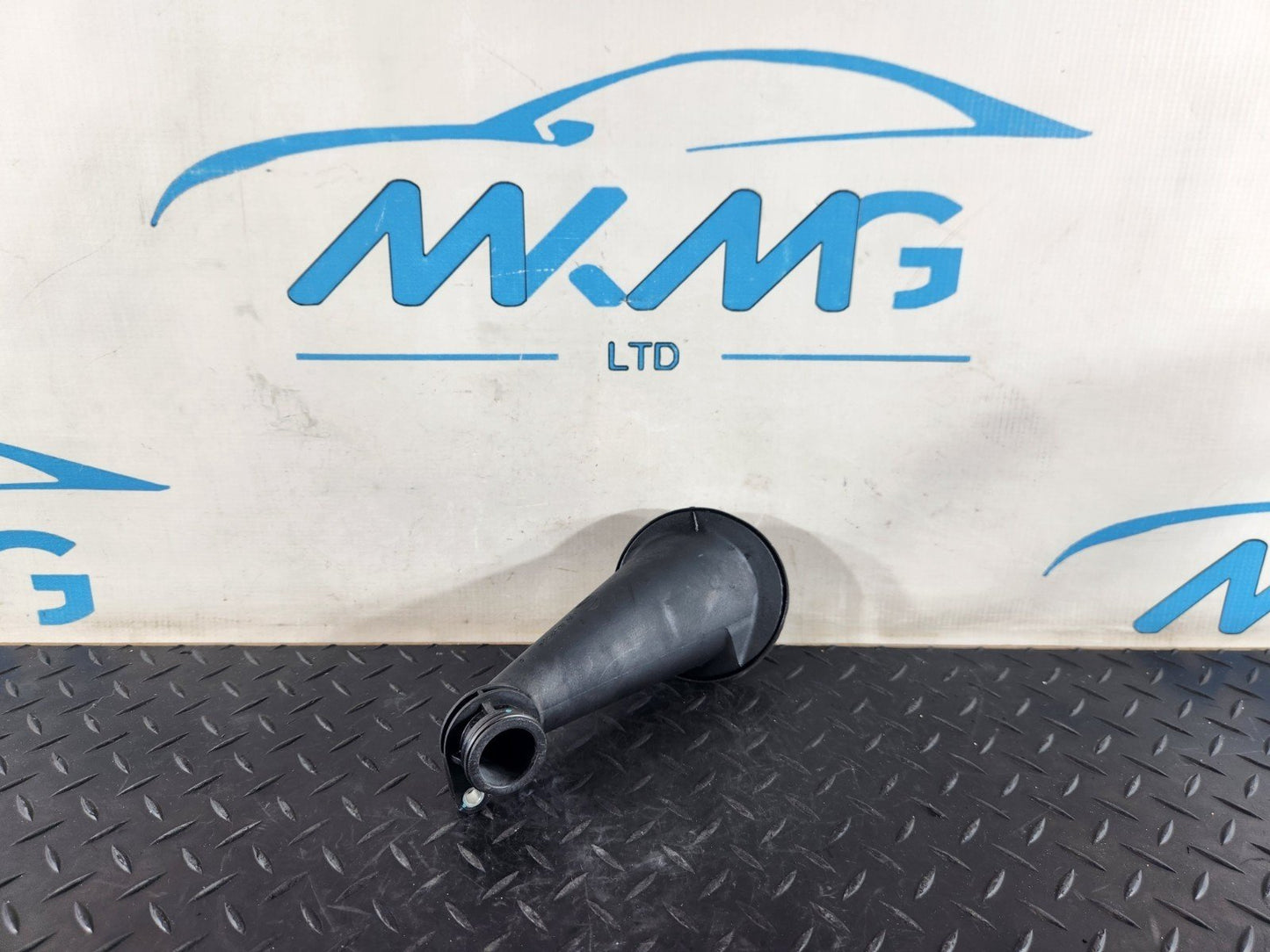 16-20 AUDI Q7 4M 3.0 DIESEL GENUINE OIL PUMP OIL FUNNEL NECK STRAINER