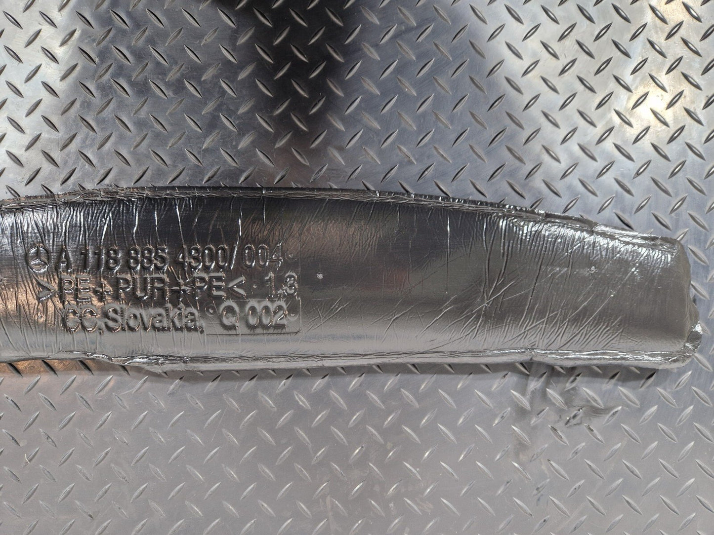 19-ON MERCEDES BENZ CLA C118 FRONT FENDER ABSORBER LEFT SIDE A1188854300