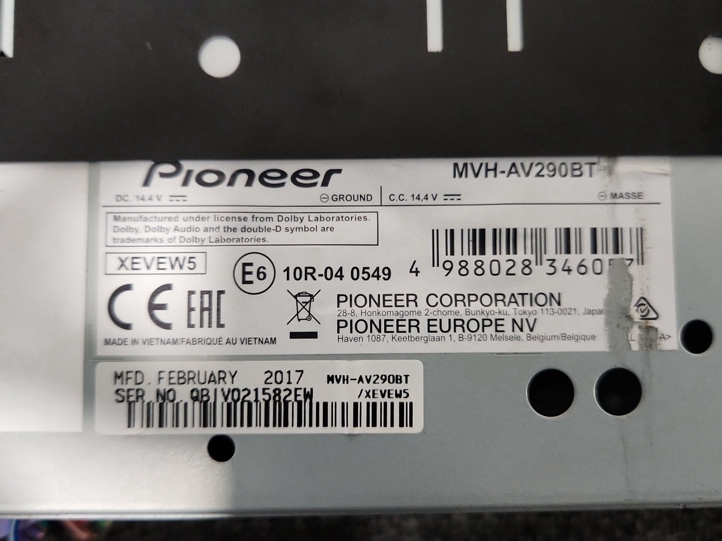 Pioneer MVH-AV290BT Multimedia Head Unit for Mercedes-Benz CLK200 CLK-Class C209