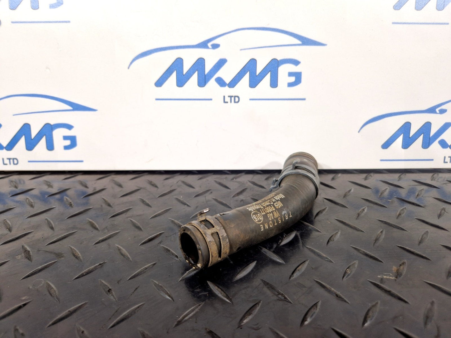 16-19 AUDI A4 B9 2.0TDI DET DIESEL ENGINE WATER COOLANT PIPE ME9 P000177