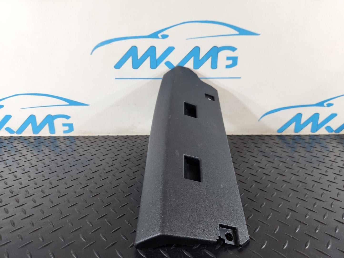 19-ON RANGE ROVER EVOQUE L551 GENUINE DASHBOARD TRIM K8D2-044M90-B