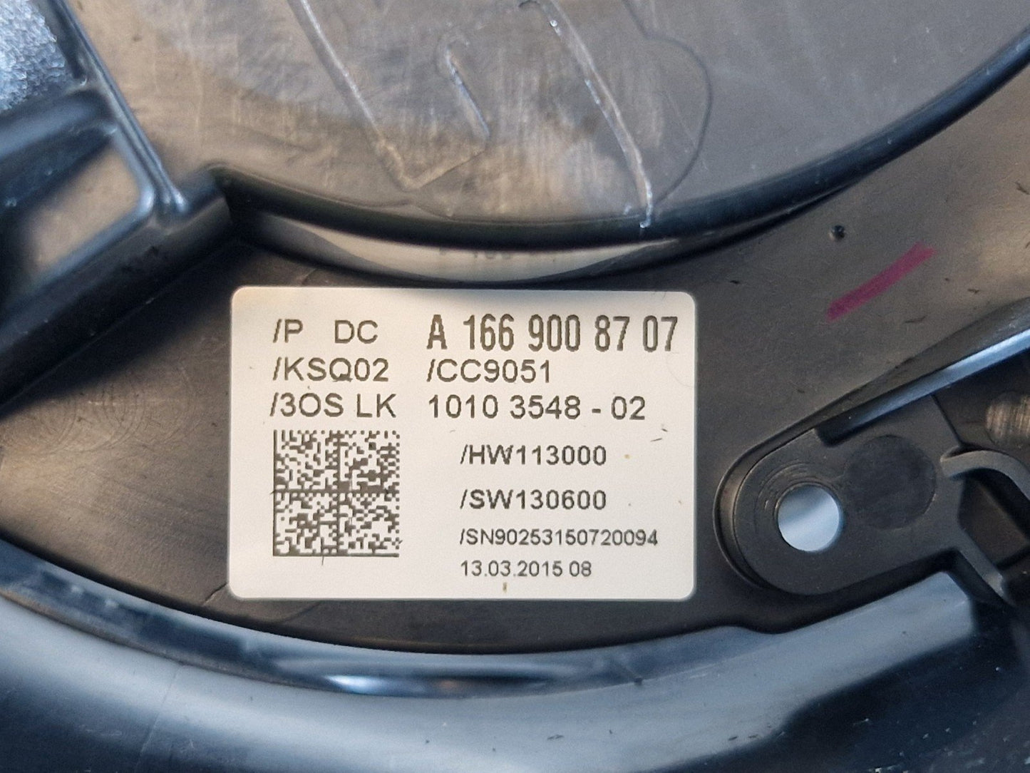11-19 MERCEDES BENZ ML W166 GENUINE STEERING COWL TRIM A1669008707