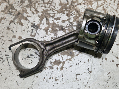 Volvo V40 MK3 (525) Hatchback 1.6 Diesel Genuine Piston Conrod