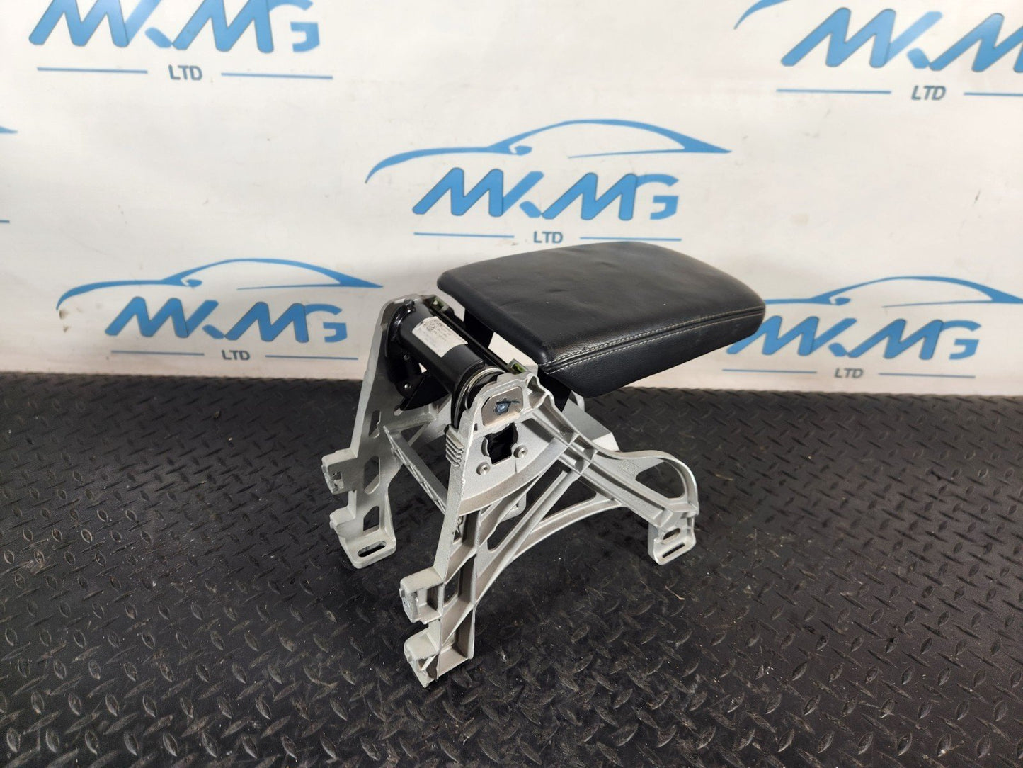 AUDI A5 F5 GENUINE CENTRE CONSOLE ARM REST 8W0864283A