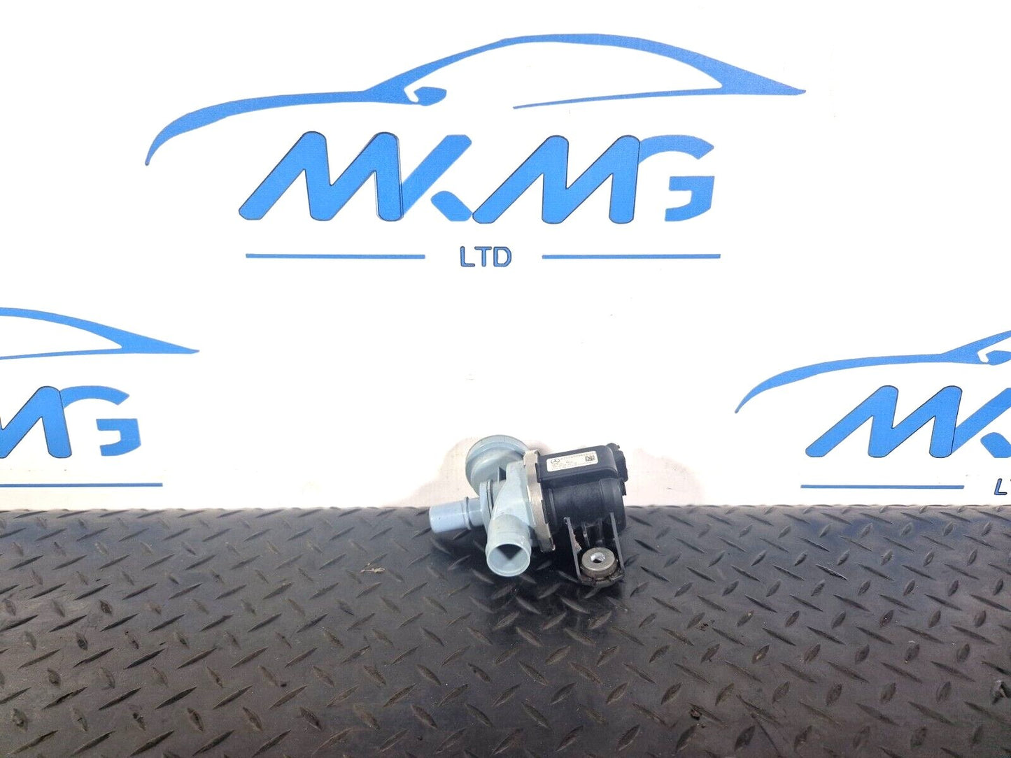 19-ON MERCEDES BENZ A CLASS EQ W177  FUEL TANK ISOLATION VALVE A2474703602