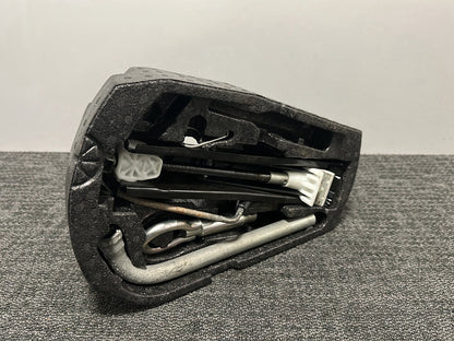 Volkswagen Polo 6R - MK5 Hatchback Genuine Jack Tool Kit 6R0011031B