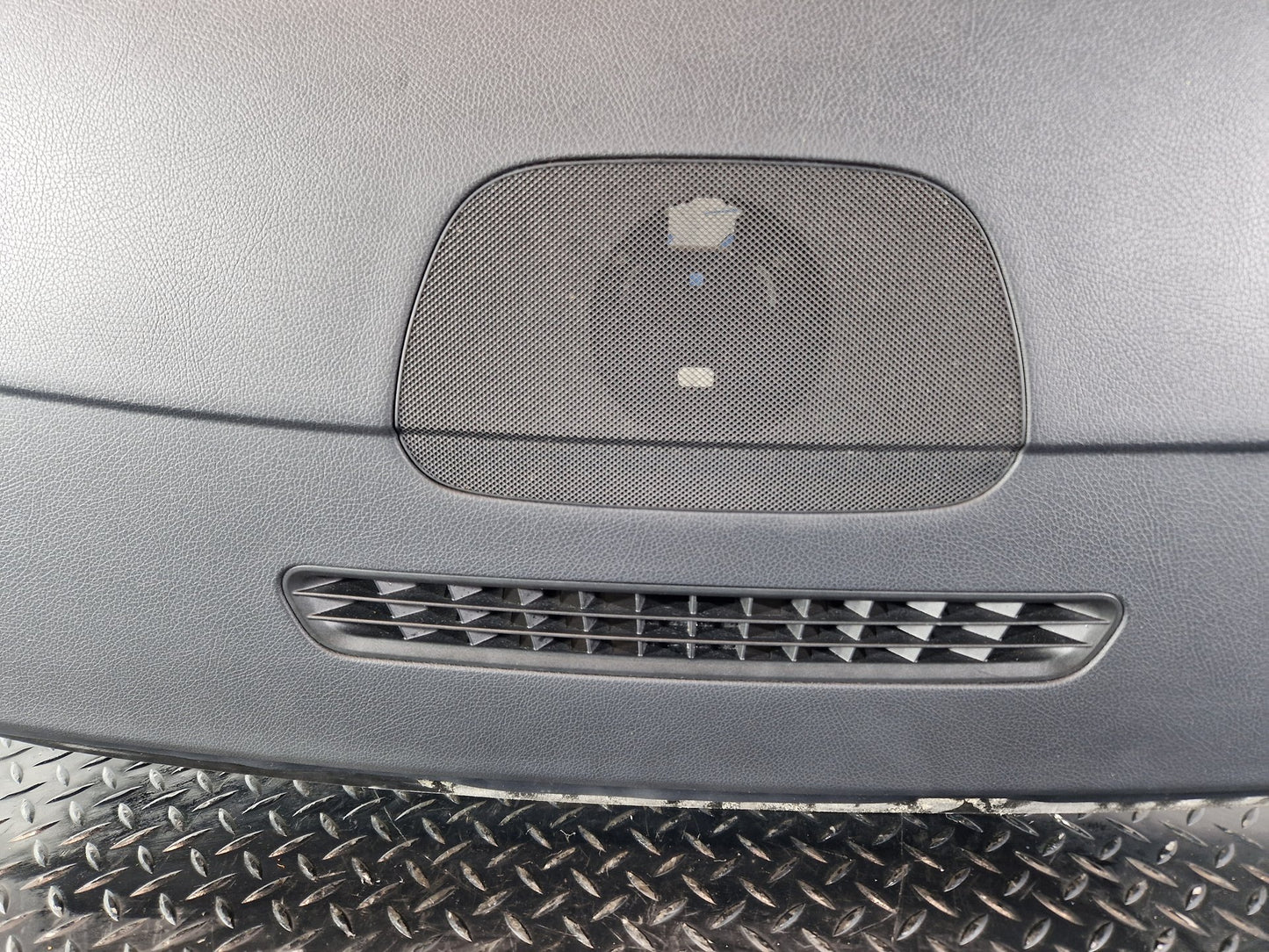 Mercedes-Benz B200d B-Class W247 complete dashboard with air bag