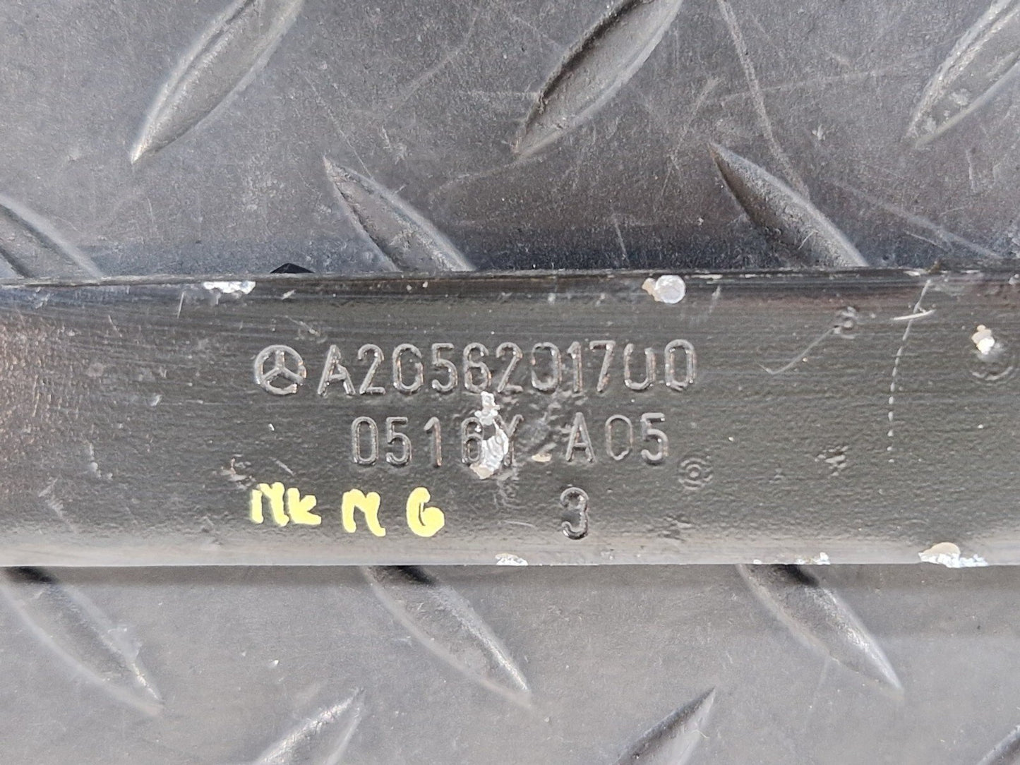 14-21 MERCEDES BENZ C220d W205 REINFORCEMENT RADIATOR SUPPORT STRUT A2056201700