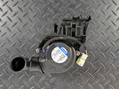 13-19 MERCEDES BENZ CLA C117  DASHBOARD HEATER BLOWER FAN MOTOR A2469064700