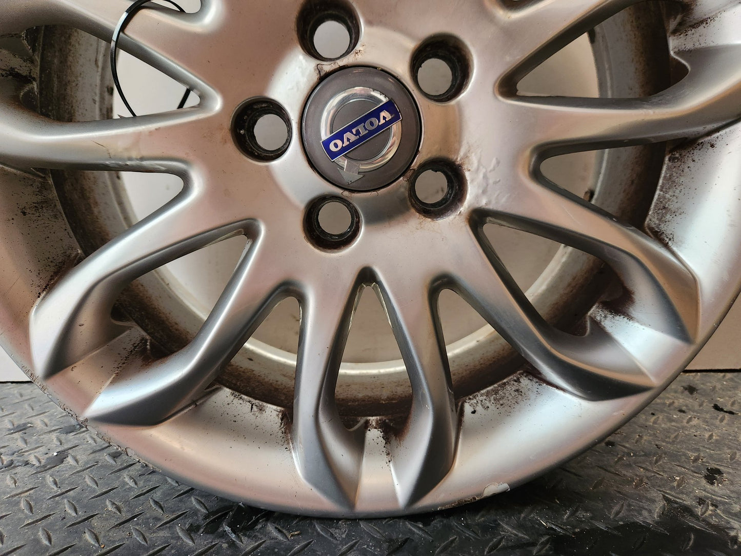 Volvo C30 MK1 (MK) Coupe Genuine 7 V-Spoke 17" Alloy Wheel