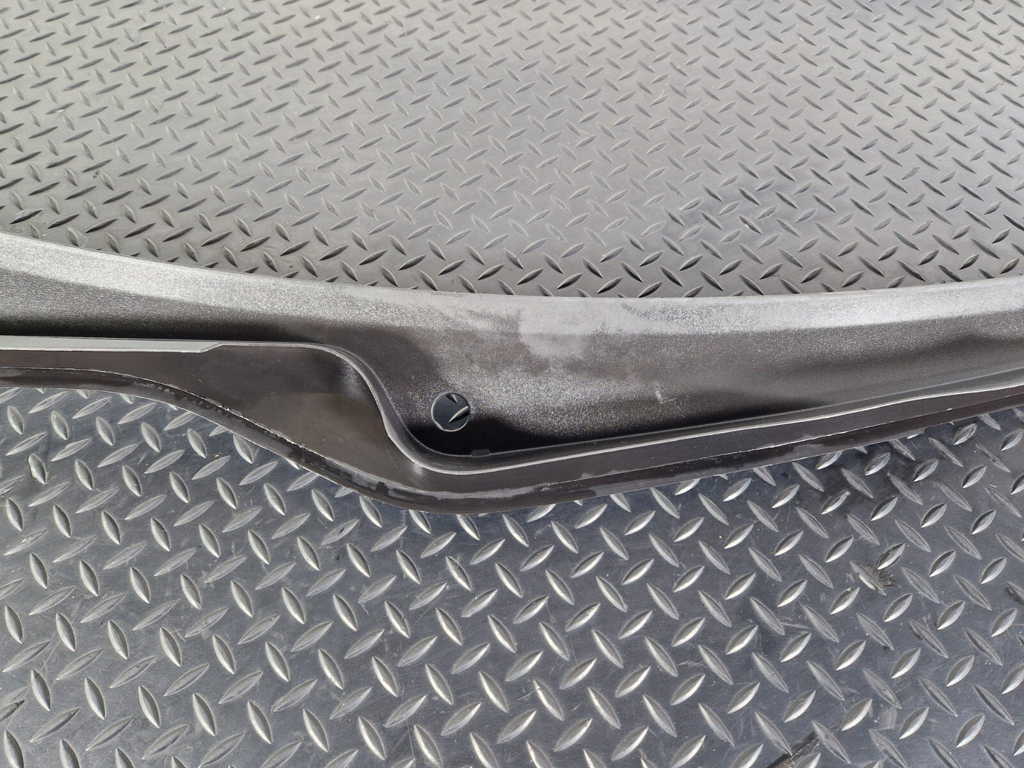 10-18 AUDI A7 4G S-LINE FRONT WINDSCREEN SCUTTLE PANEL WIPER COVER 4G8819403
