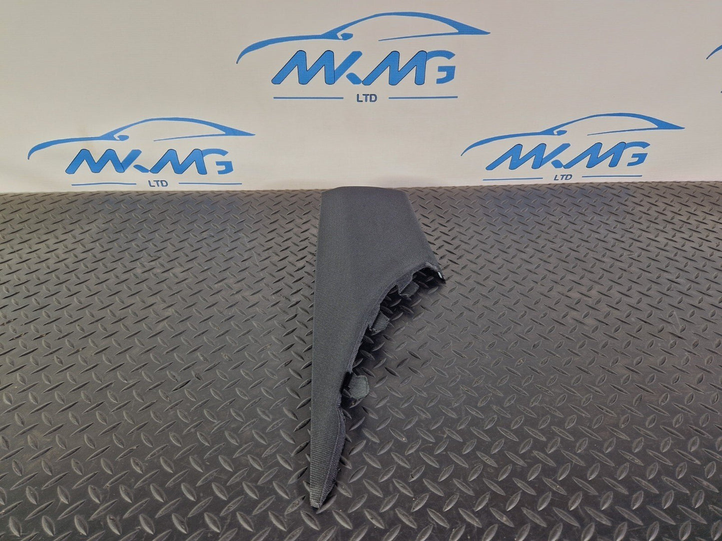 16-19 AUDI A4 B9 S-LINE GENUINE OEM REAR LEFT SIDE C-PILLAR TRIM 8W5867245B