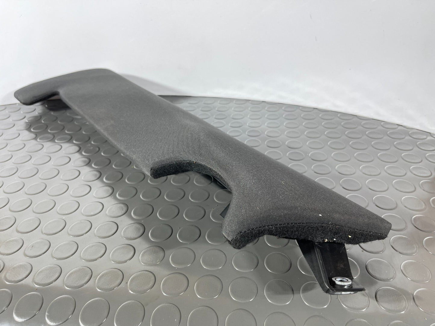 16-19 AUDI A4 B9 ESTATE GENUINE REAR LEFT PASSENGER SIDE CLOTH BOLSTER 8W0885703