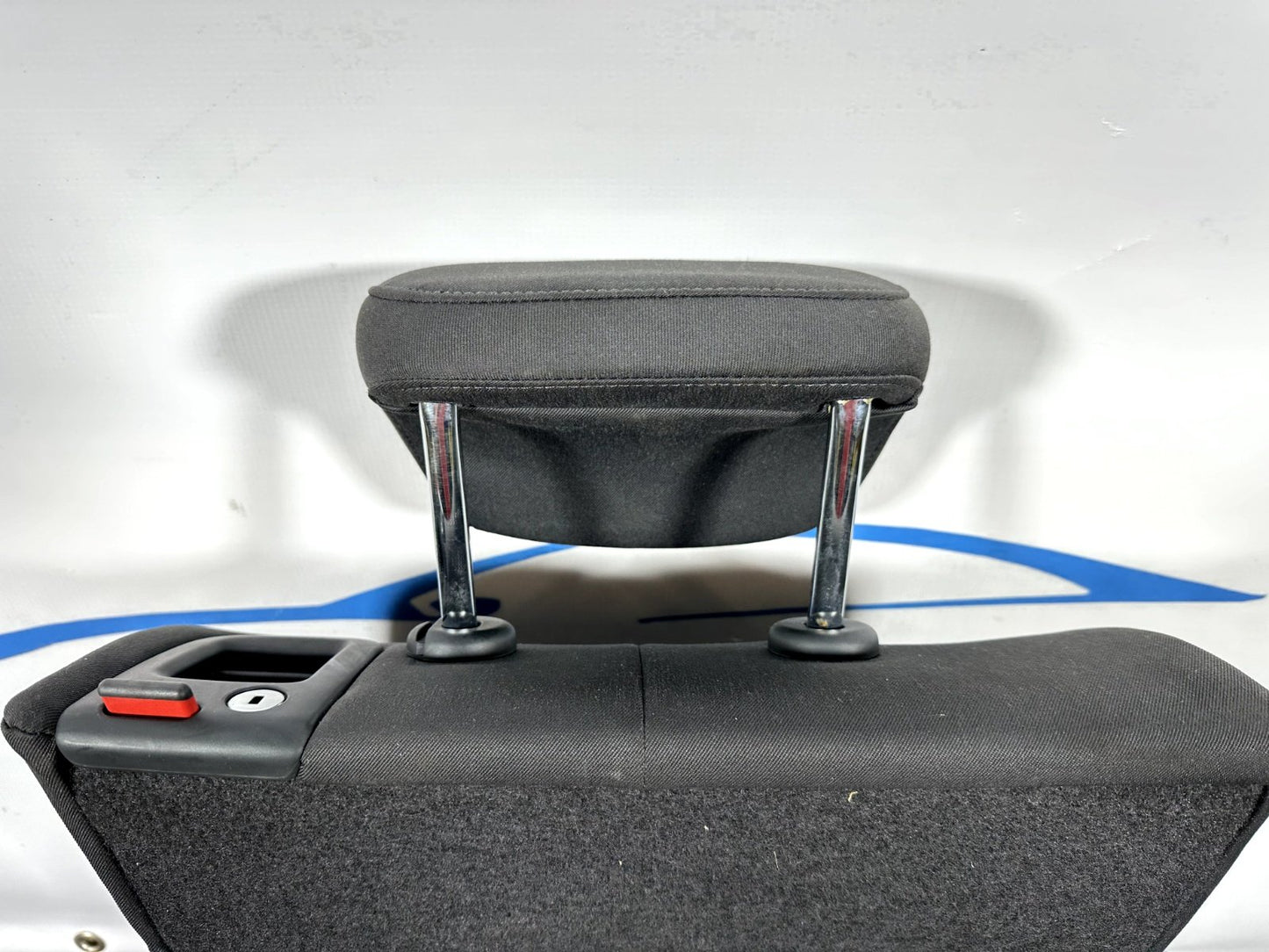 16-19 AUDI A4 B9 SALOON GENUINE REAR LEFT BACKREST SEAT WITH HEADREST CLOTH