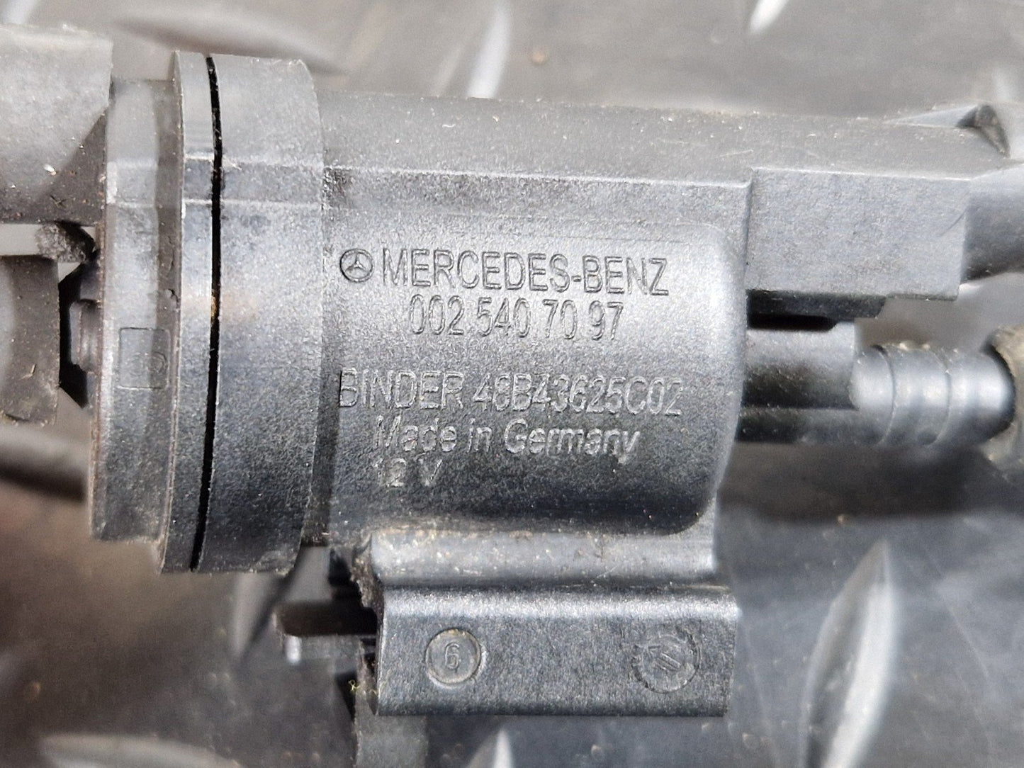 12-18 MERCEDES BENZ B-CLASS W246 GENUINE LINE VACUUM HOSE PIPE LINE A6510702932