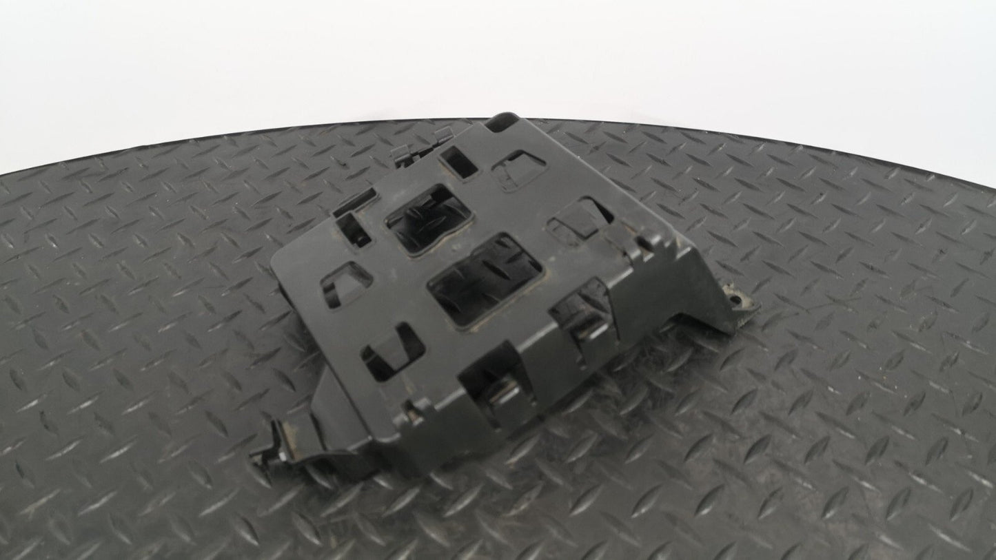 16-19 AUDI A4 B9 S-LINE GENUINE COMFORT CONTROL MODULE BRACKET HOLDER 8W0907368