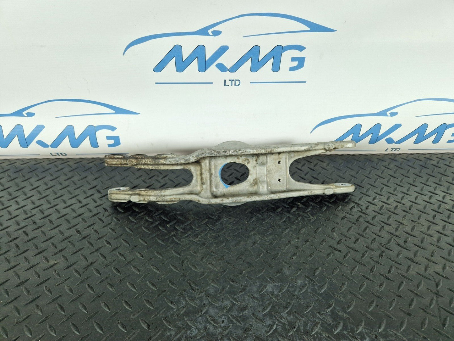 14-21 MERCEDES C CLASS W205 GENUINE REAR LEFT OR RIGHT CONTROL ARM A2053300