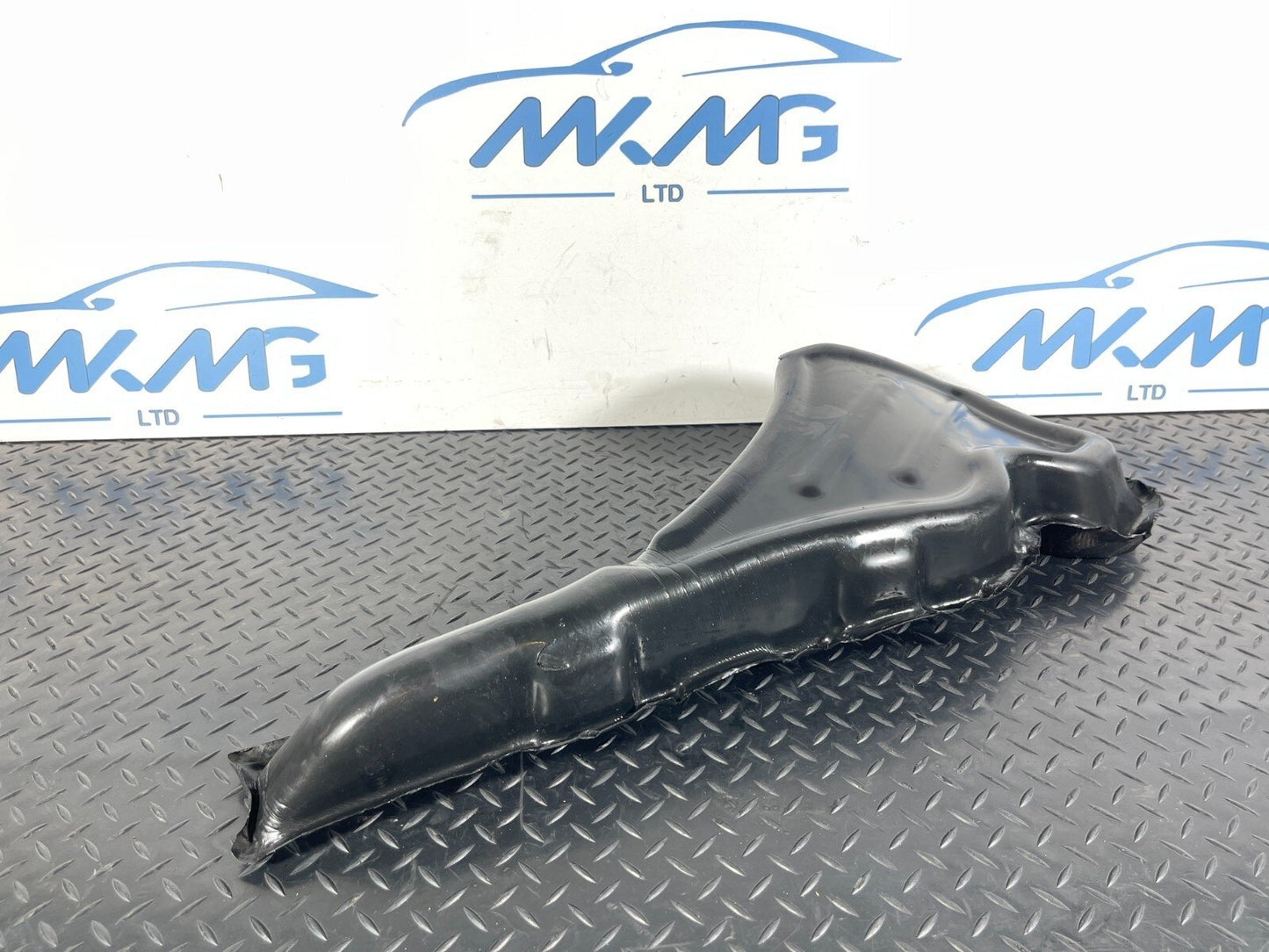 16-22 BMW X1 F48 SOUND INSULATING FRONT WING PANEL LEFT PASSENGER SIDE 7398419