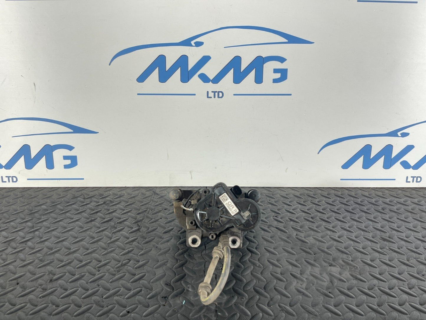 16-22 BMW X1 F48 GENUINE REAR RIGHT DRIVER SIDE ELECTRIC BRAKE CALIPER 6798962