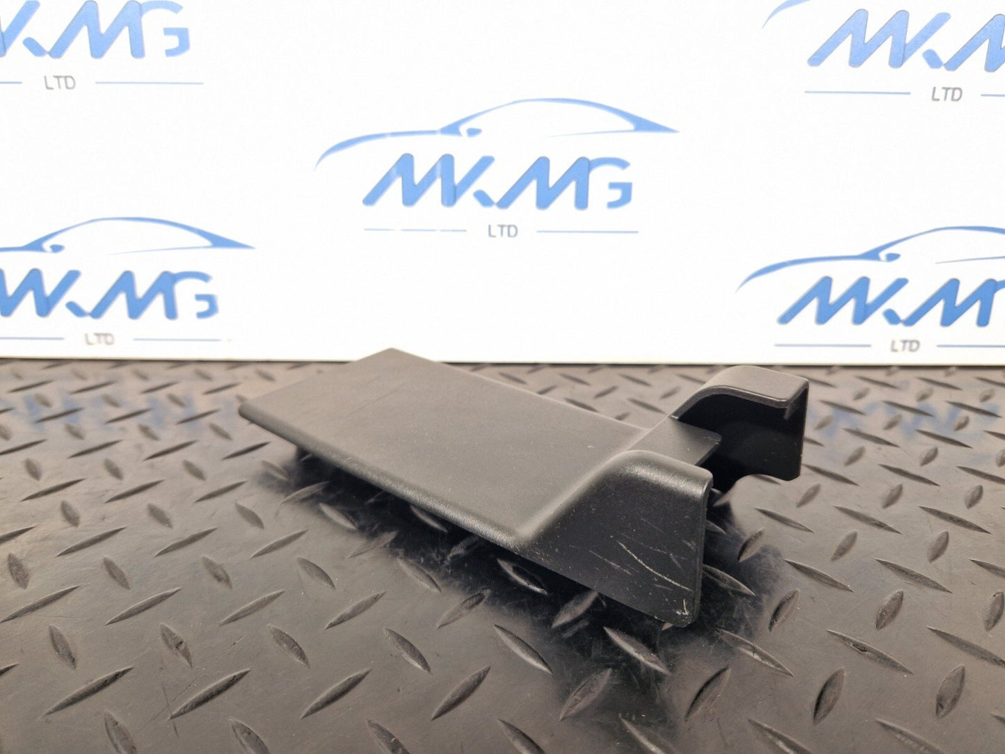 BMW Unknown Part Type 7368772