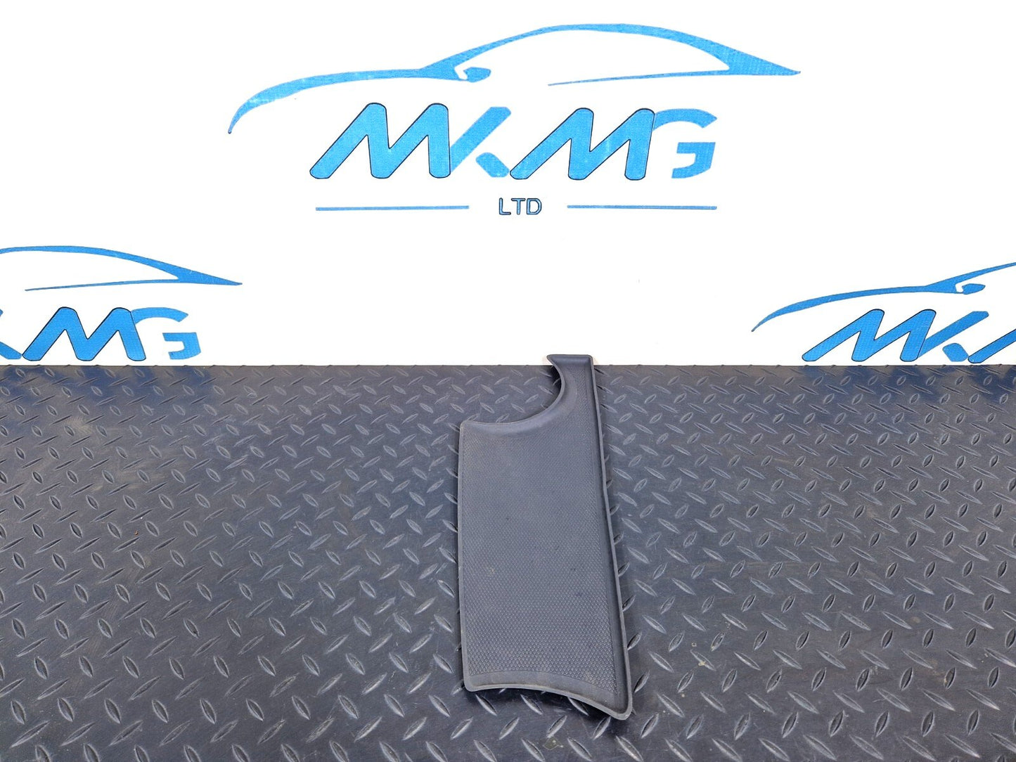 18-ON MERCEDES BENZ SPRINTER W907 W910 OEM EXTERIOR PART A9106891400
