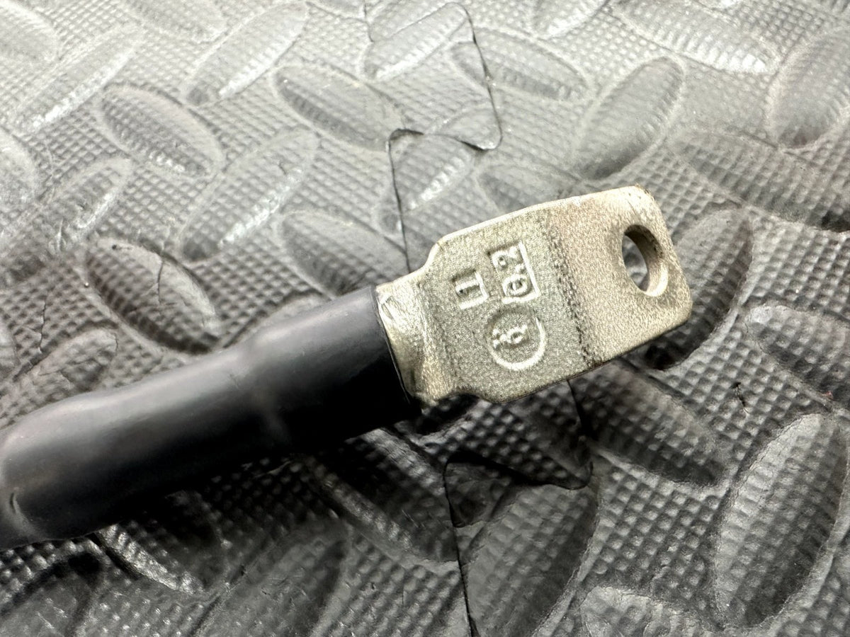 16-19 AUDI A4 B9 GENUINE 1.4 TFSI SALOON POSITIVE BATTERY CABLE 8w2971225
