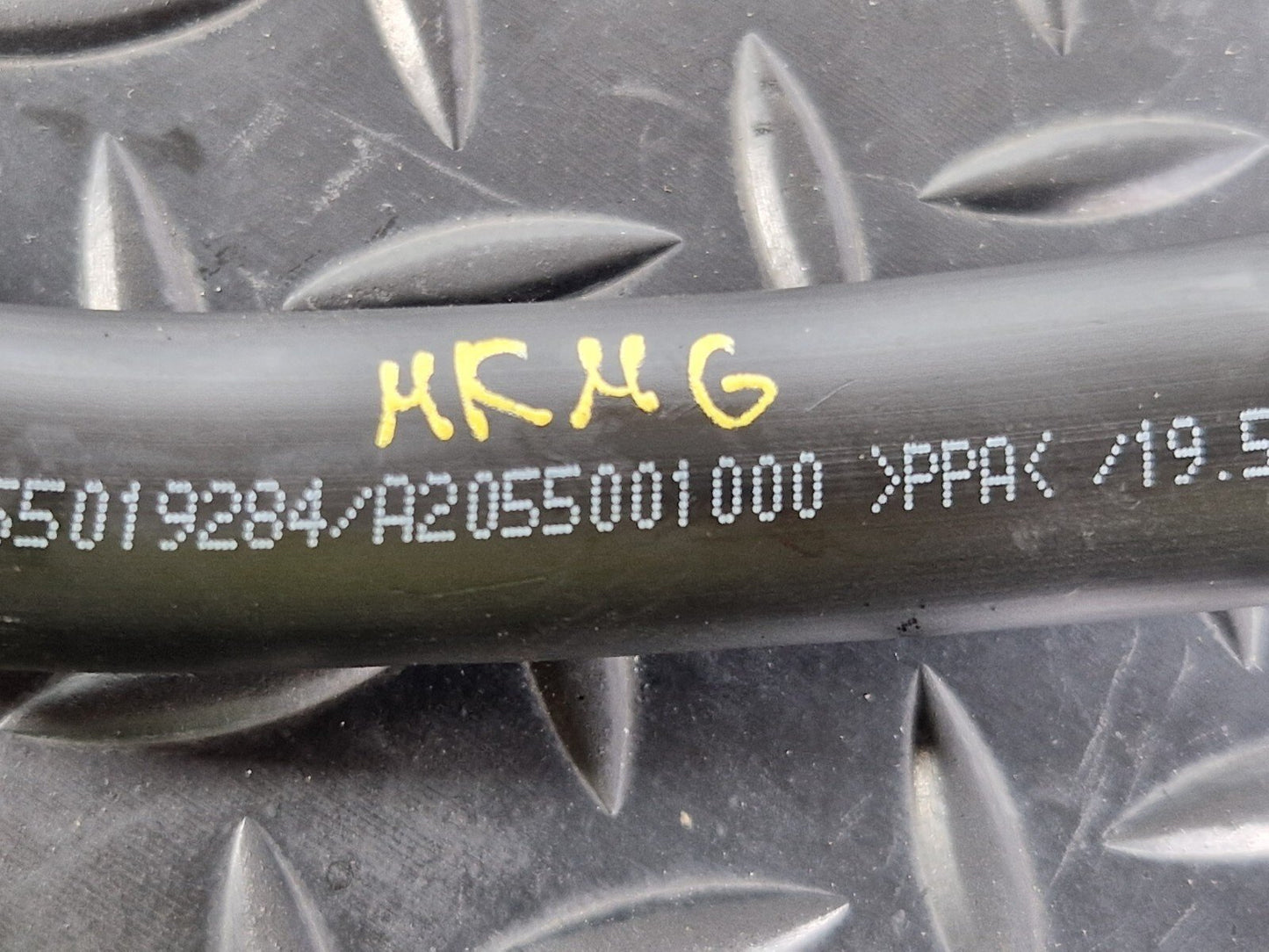 14-21 MERCEDES BENZ C300h W205 GENUINE WATER RADIATOR HOSE PIPE A2055001000