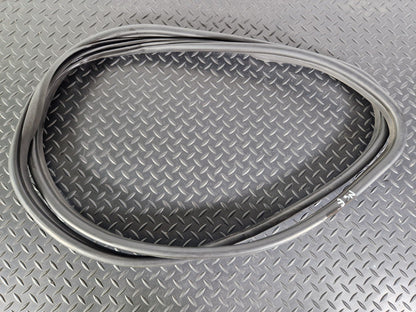 10-13 BMW X5 E70 LCI GENUINE FRONT LEFT RUBBER DOOR SEAL 7305616 17910310