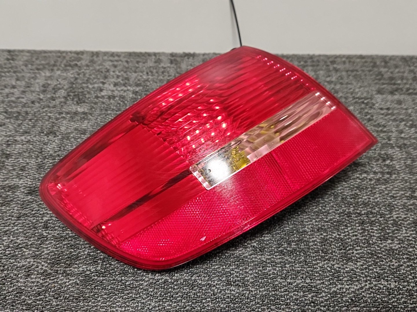 2005 Audi A6 Quattro MK3 (4F) (C6) Genuine Rear Left Outer Tail Light 4F9945095