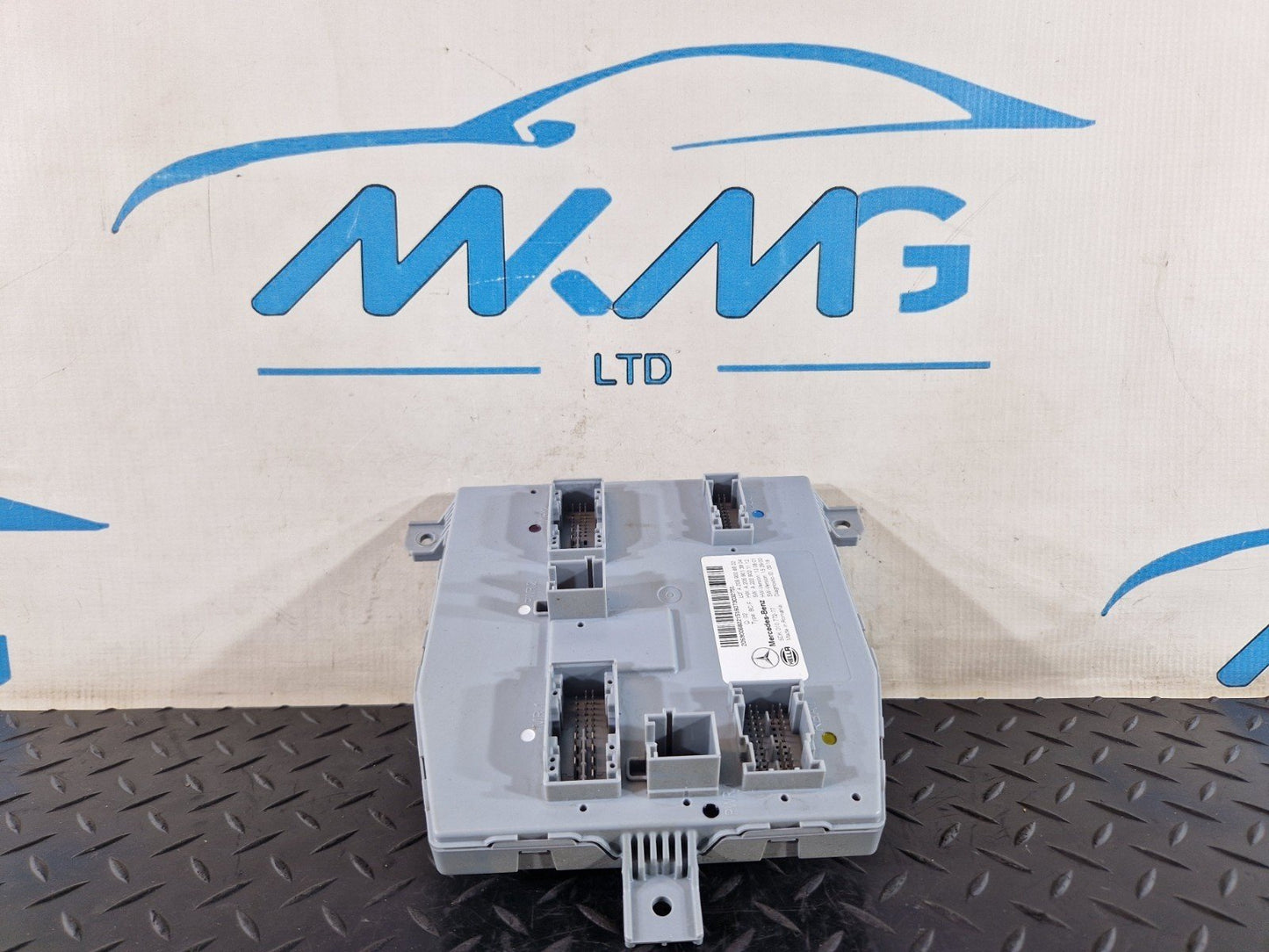 MERCEDES BENZ X253 GENUINE OEM SAM CONTROL MODULE UNIT A2059006822