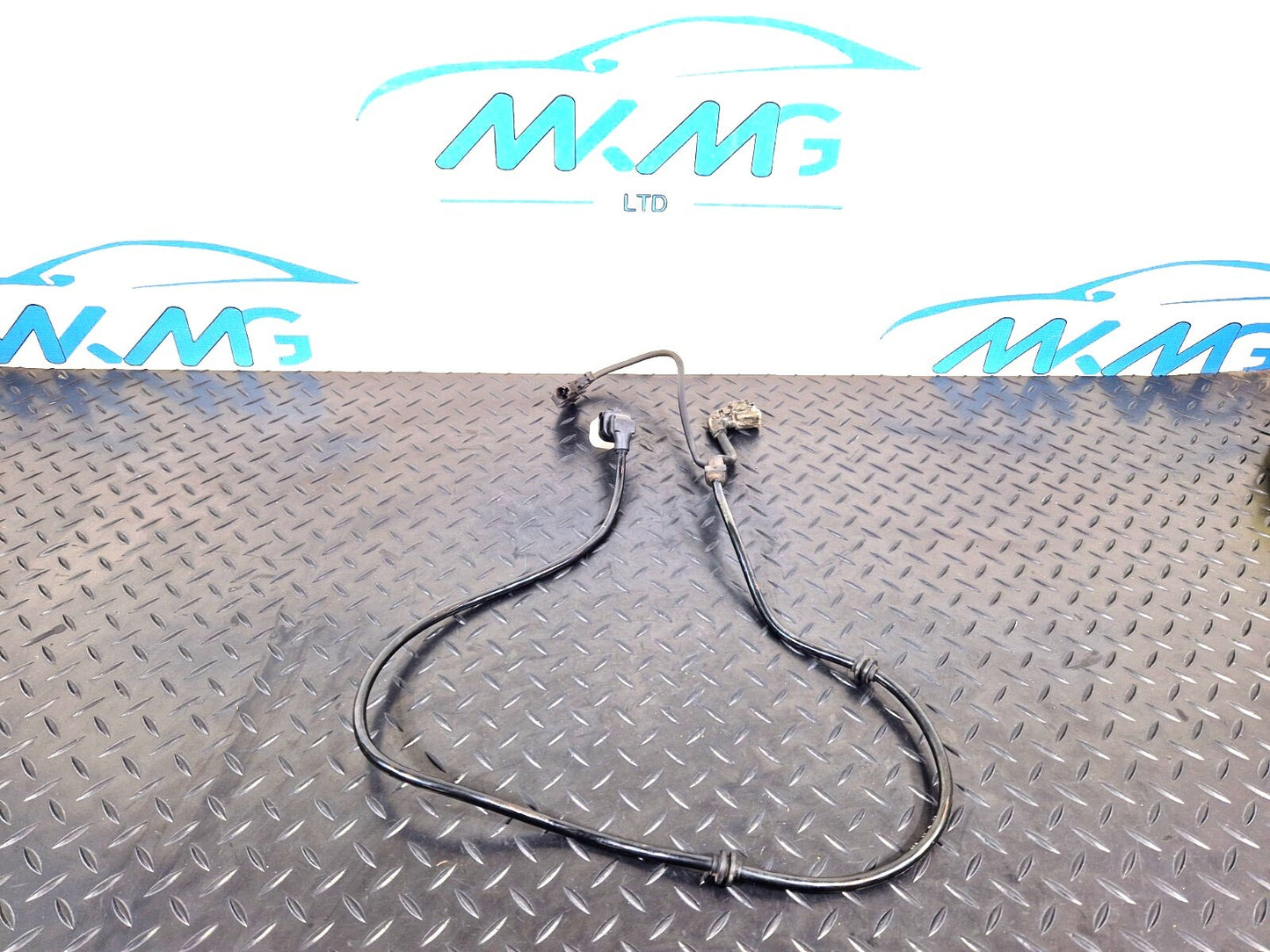 14-21 MERCEDES C250D W205 OEM REAR RIGHT O/S PARKING BRAKE & BRAKE WEAR SENSOR