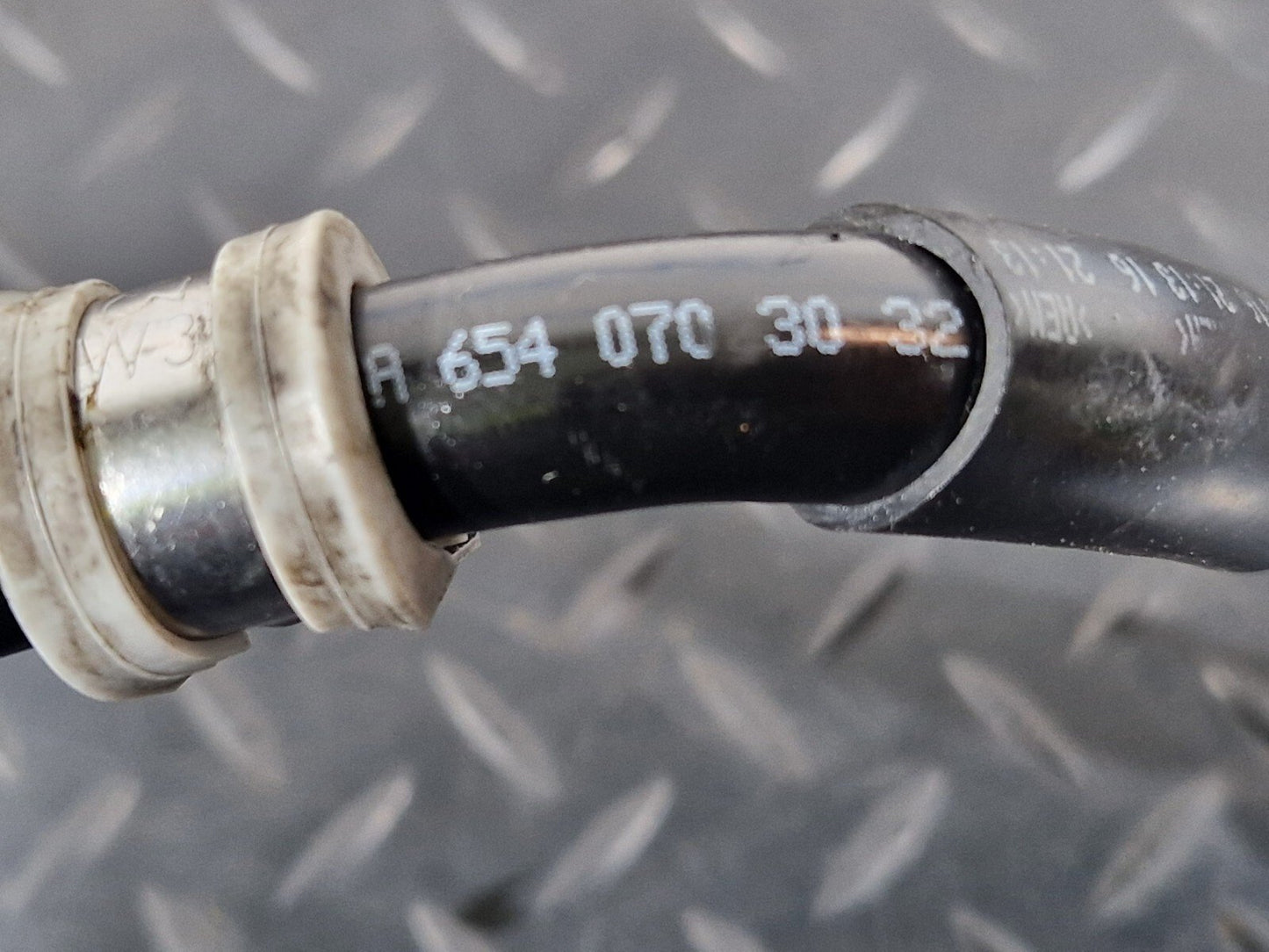 19-ON MERCEDES BENZ B CLASS W247 VACUUM PIPE HOSE TUBE A6540703032