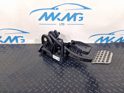 19-ON MERCEDES BENZ CLA C118 GENUINE BRAKE PEDAL ASSEMBLY A2472903800
