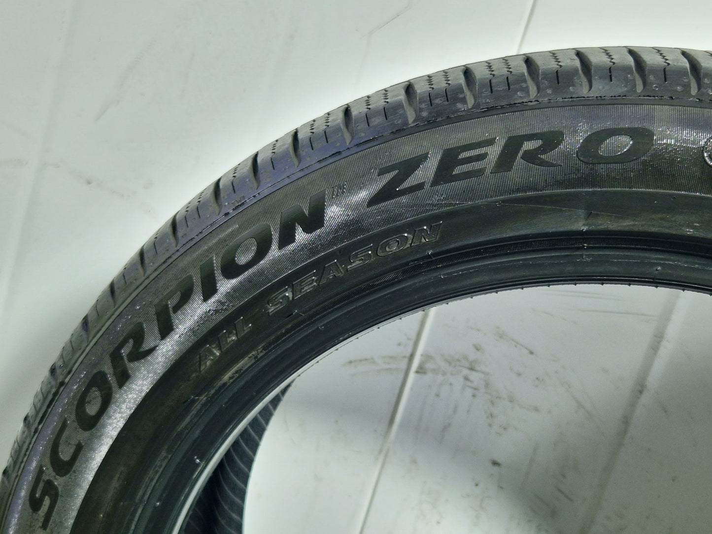 Pirelli Tyre 235/50/R20 104W Scorpion Zero Genuine ~6mm Tread