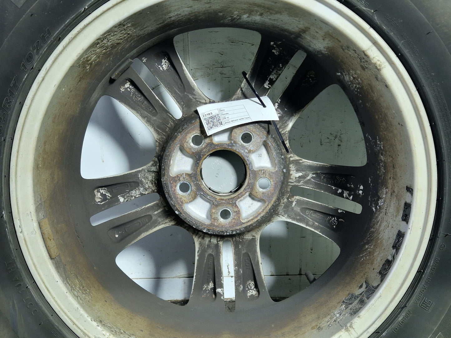Honda CR-V MK3 FL (RE58) 17" Alloy Wheel with Tyre ~3mm 225/65/17