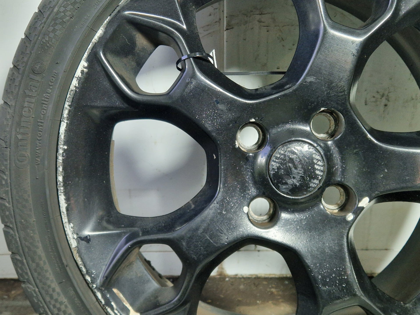 Ford Fiesta MK7 (B299) 17" Alloy Wheel with Tyre 205/45/17 ~4mm