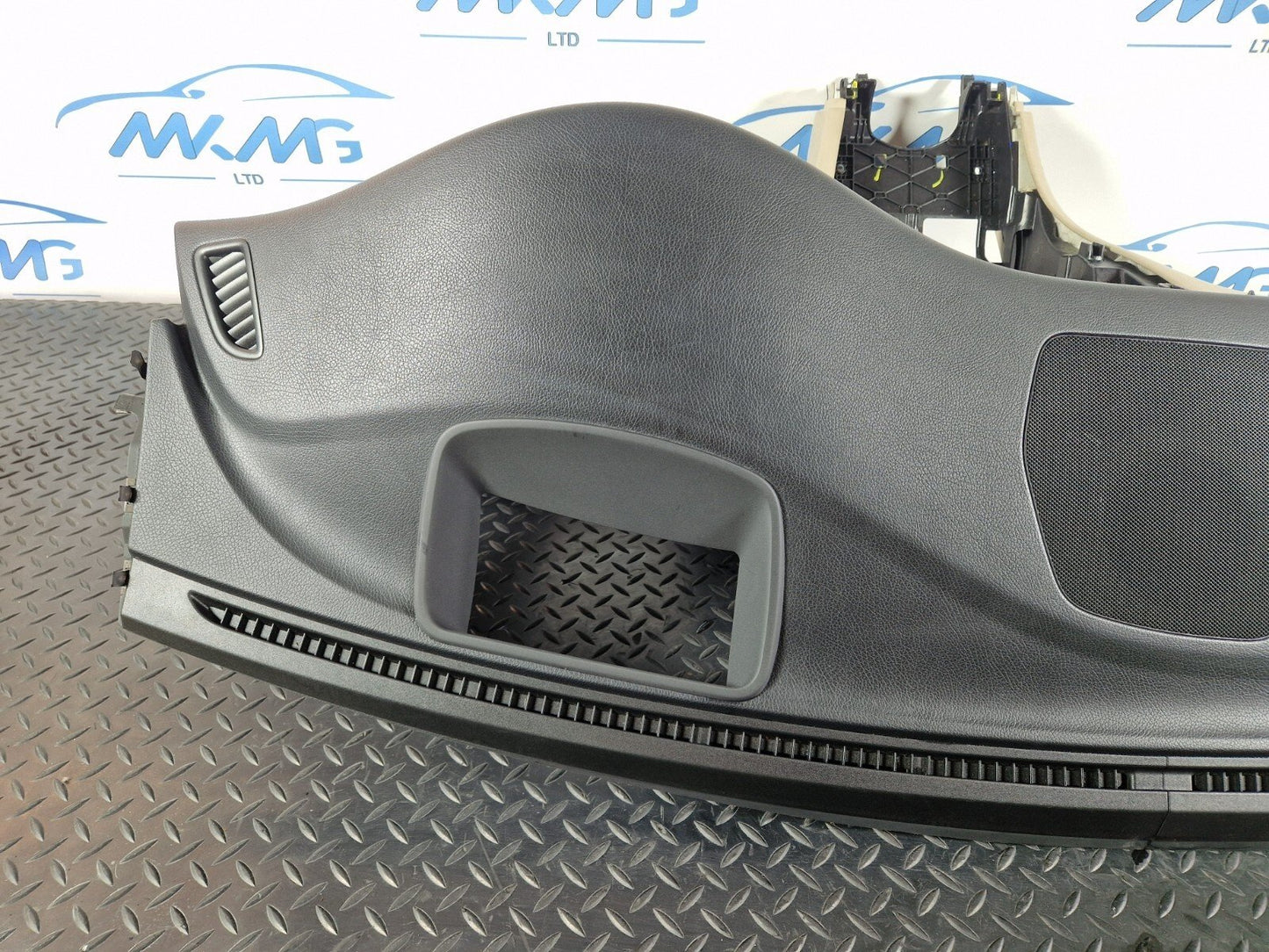 14-21 MERCEDES-BENZ C-CLASS C250D W205 DASHBOARD ASSEMBLY & A!R BAG A2056803887