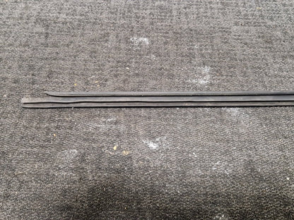 Mercedes-Benz Vito V-Class W447 Right Side Sliding Door Rubber Seal A4477310380