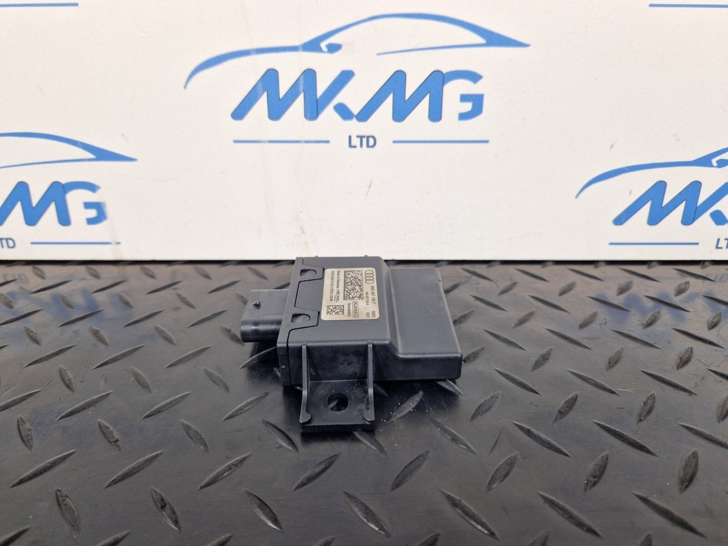 16-23 AUDI S5 COUPE GENUINE CONTROL UNIT FOR IMPACT SOUND 8W0907159F