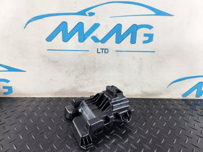 19-ON MERCEDES BENZ B CLASS W247 CENTRE CONSOLE BRACKET MOUNT A2476830400